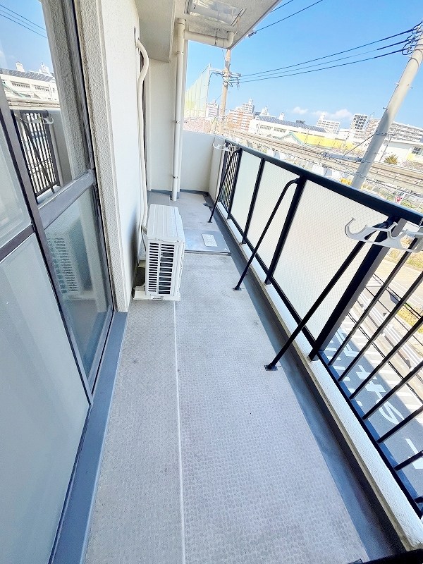 ラ・クーレⅢ ベランダ