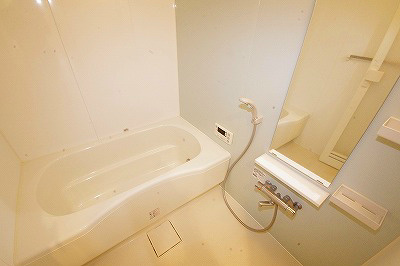 サンシャイン真鶴リバーサイド 風呂画像