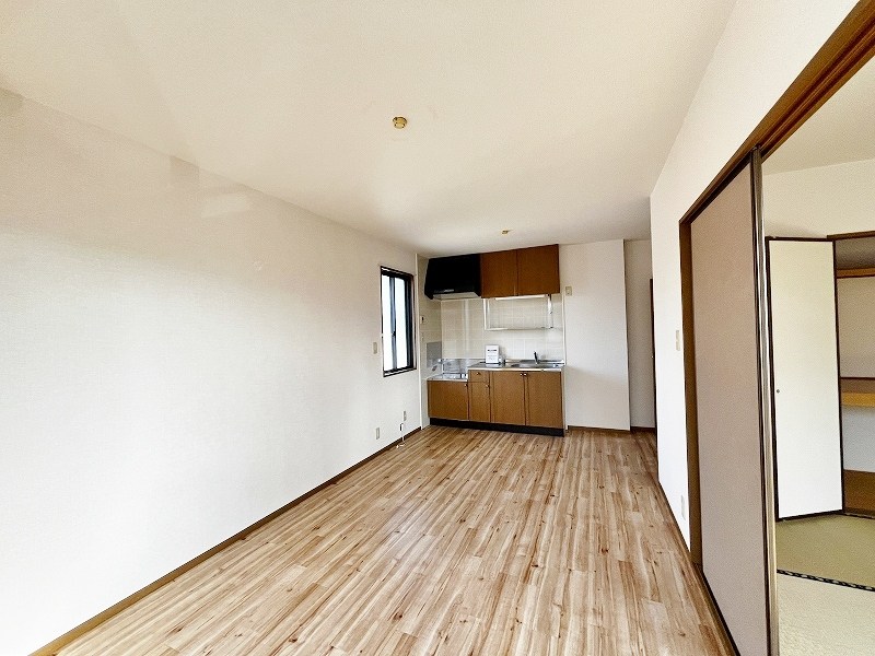 フローラ湯川Ａ棟 リビング