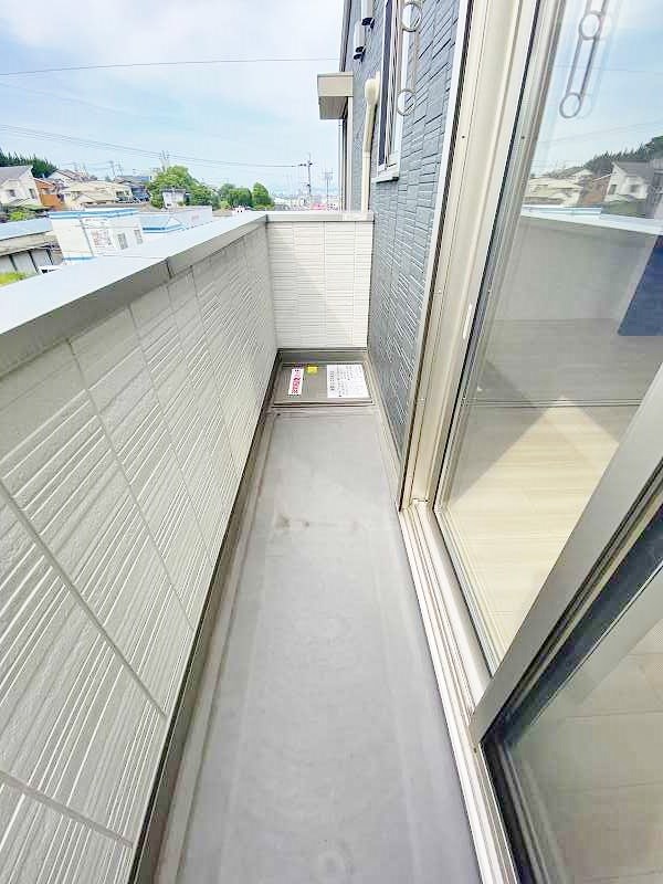 ルシオル鞘ヶ谷 ベランダ
