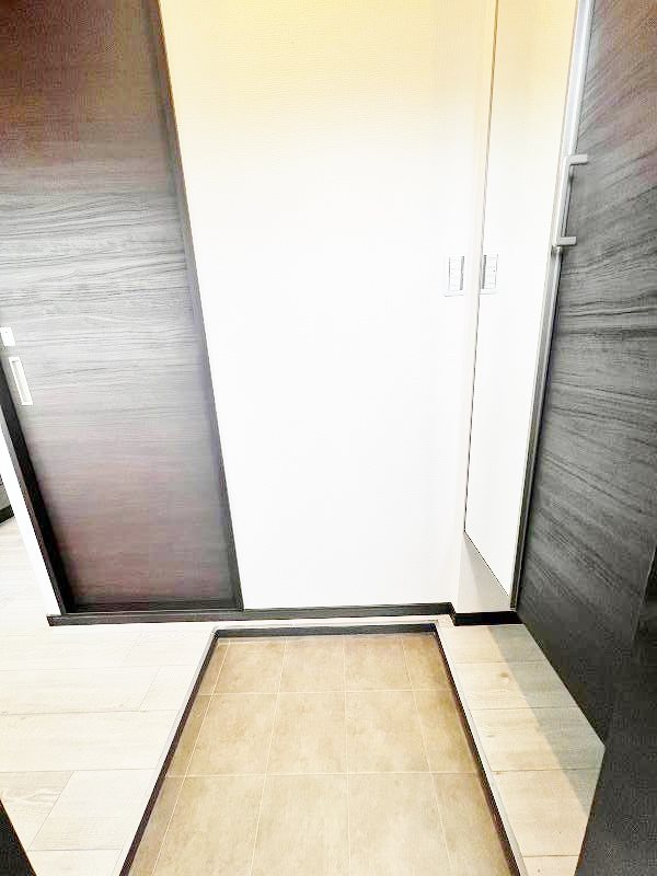 コーポニシカワ   玄関