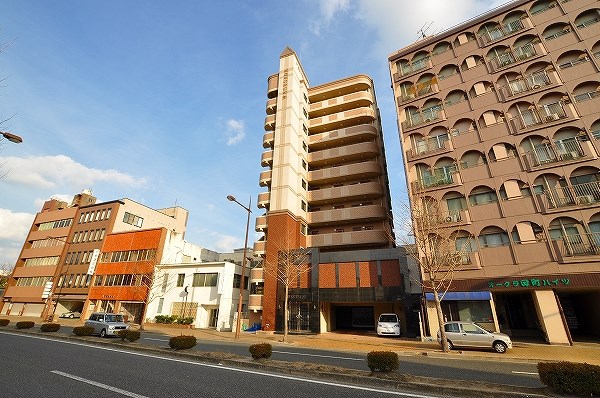 WEST SIDE （ウエストサイド ） 701号室 外観