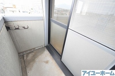 ＫＭマンション産医大前  ベランダ