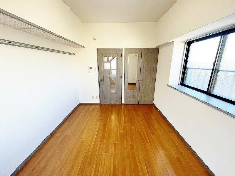 ニューサンリバー６番館 リビング