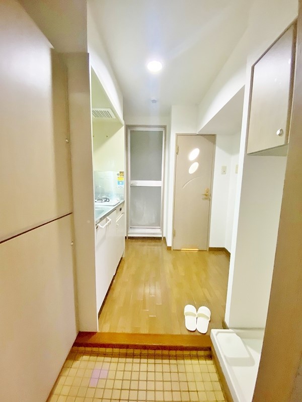 エンジョイスペースパートⅡ 玄関