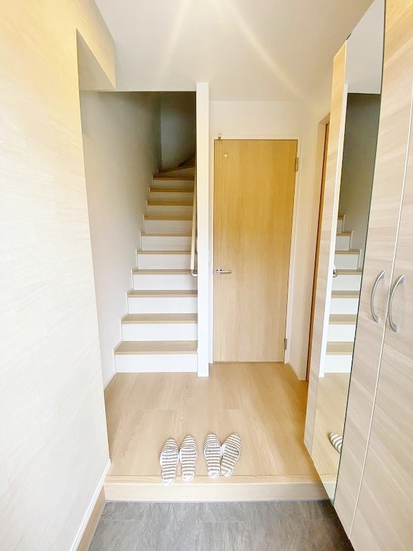 D-ROOM守恒　C棟 玄関