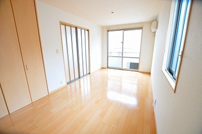 グランディール愛３ リビング