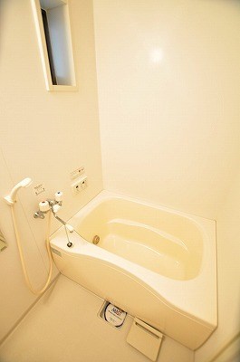 グランディール愛３ 風呂画像