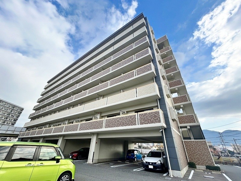 エヴァーグリーンＮ 610号室 外観