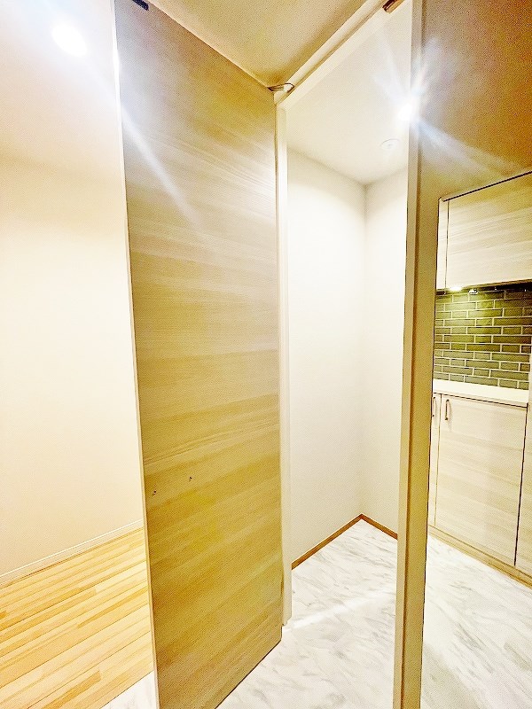 Ｈｅｒｉｔａｇｅ　ＮＡＫＡＩ　Ｍａｎｏｉｒ(エリタージュナカイマノワール)  玄関