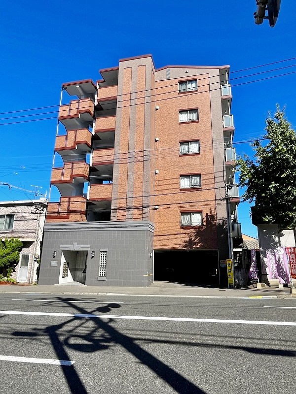 ミーナ清水  305号室 外観