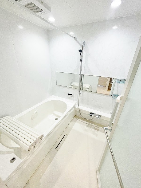 シャーメゾンステージ新成 風呂画像