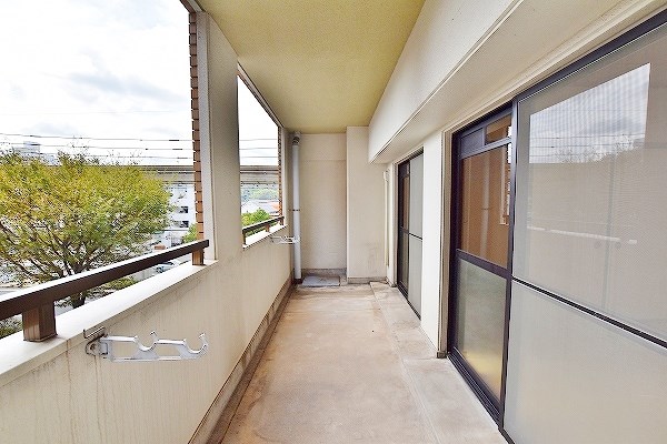 セントラルアベニュー ベランダ