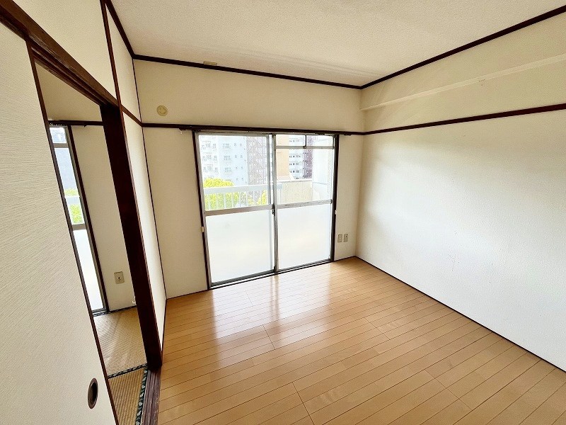 中村ビル ベッドルーム