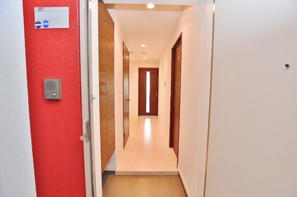 ｍａｉｓｏｎ　ｄｅ　ｐｒｅｃｉｅｕｓｅ（メゾンドプレシューズ） 玄関