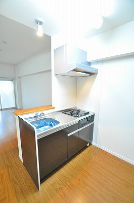 ｍａｉｓｏｎ　ｄｅ　ｐｒｅｃｉｅｕｓｅ（メゾンドプレシューズ） キッチン