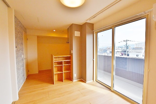 Ａｒｉｇａ　10（アリガ　トウ） リビング