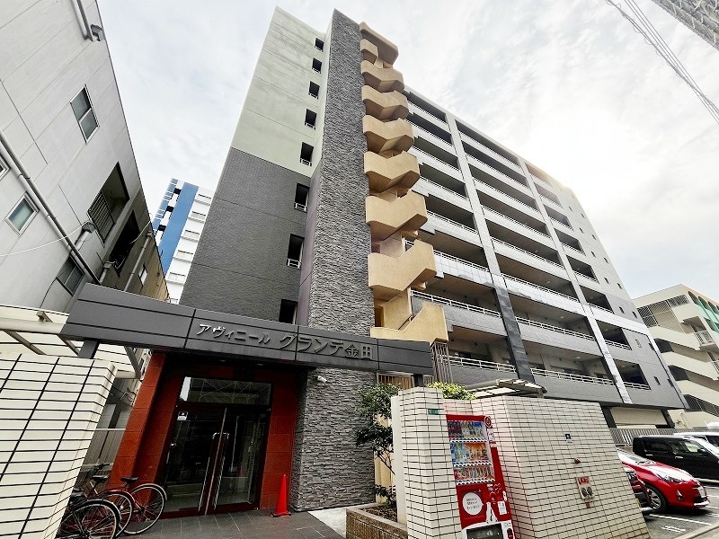 アヴィニールグランデ金田 507号室 外観