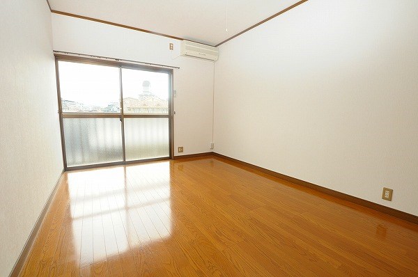 コーポすみれ ベッドルーム