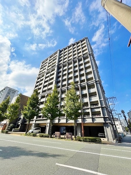 ニューサンリバー１２番館 703号室 外観