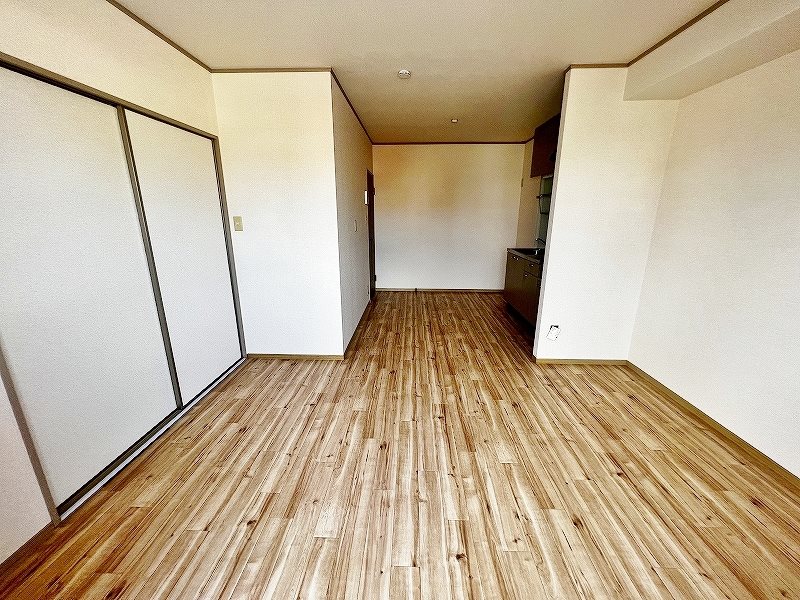 コンフォールⅠ番館  リビング