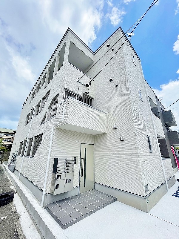 doro片野（ドロ片野） 203号室 外観