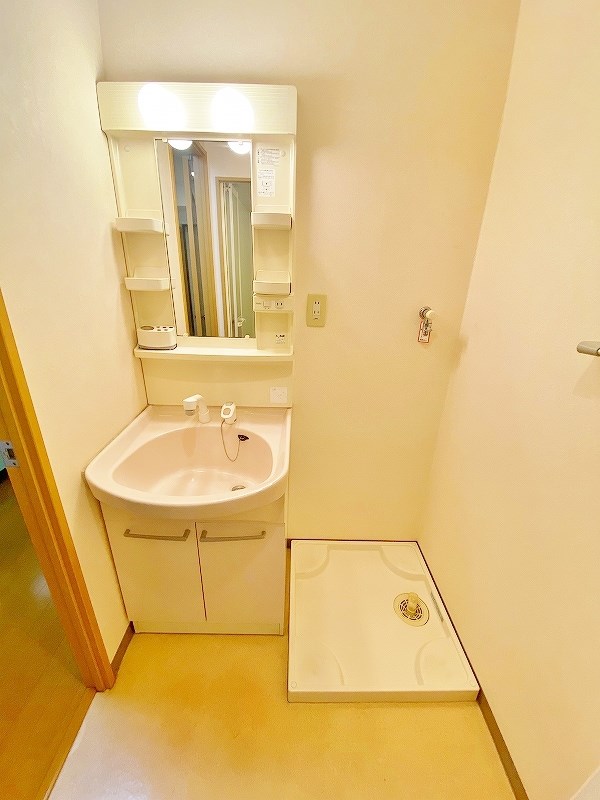 ミーナ清水  その他16