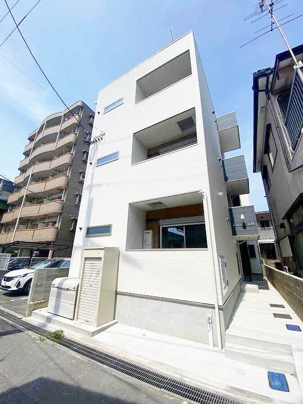 Ｃａｌｍ三萩野（カーム三萩野） 102号室 外観