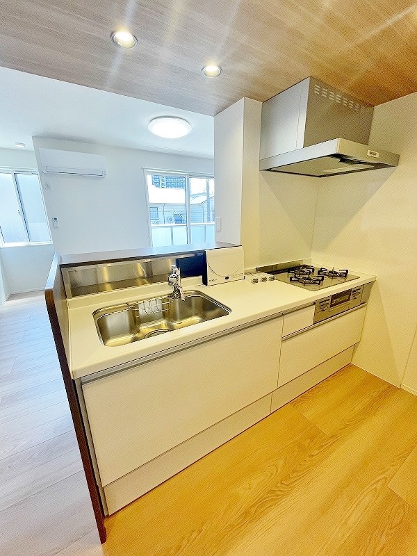 Ｄ-ＲＯＯＭ貴船 キッチン