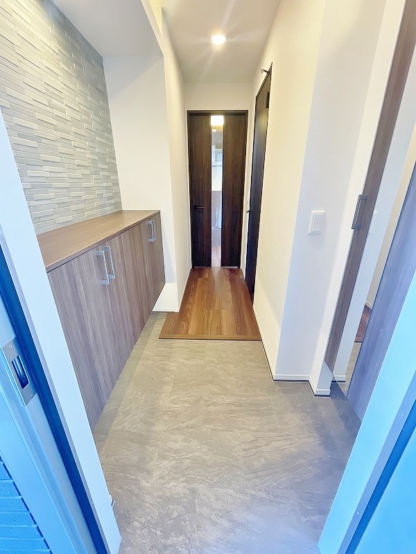 Ｄ-ＲＯＯＭ貴船 玄関