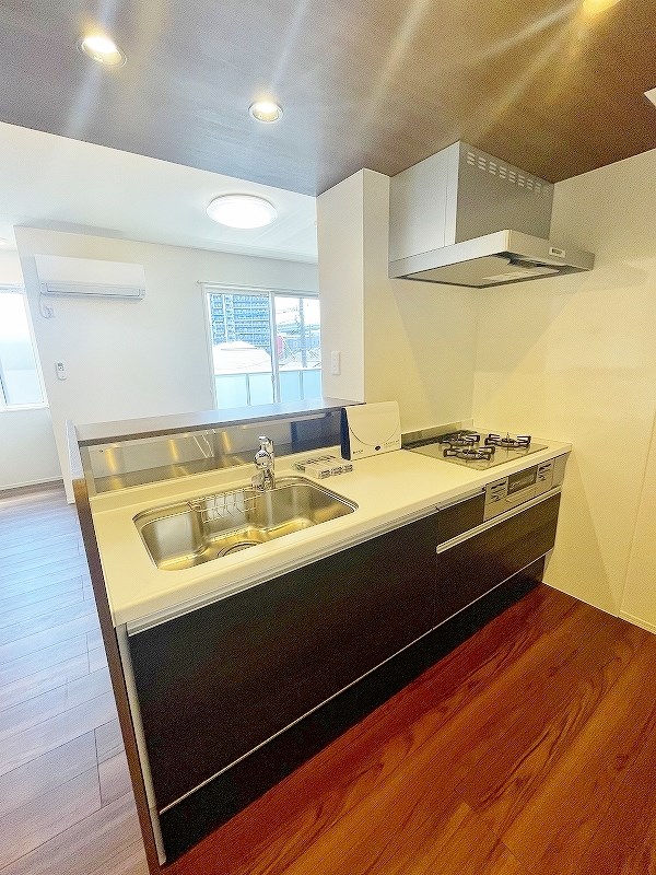 Ｄ-ＲＯＯＭ貴船 キッチン