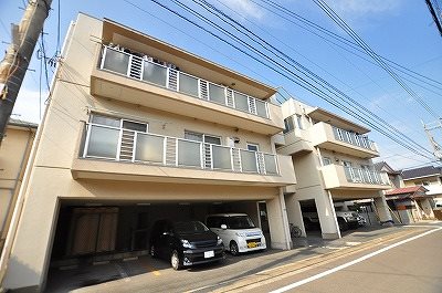 エレガンス中井 203号室 外観