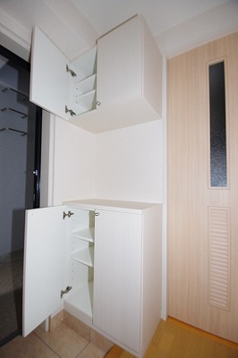 グランドコート時悠館  玄関