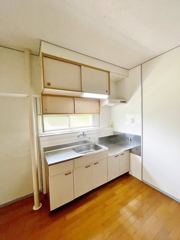 アネシス守恒 キッチン