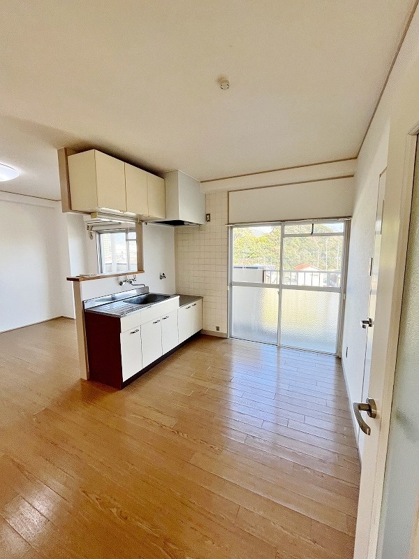 寿ビル リビング