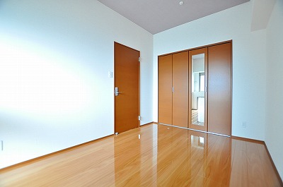 リブラブライト ベッドルーム