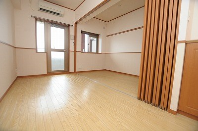 ニューサンリバー１４番館 リビング