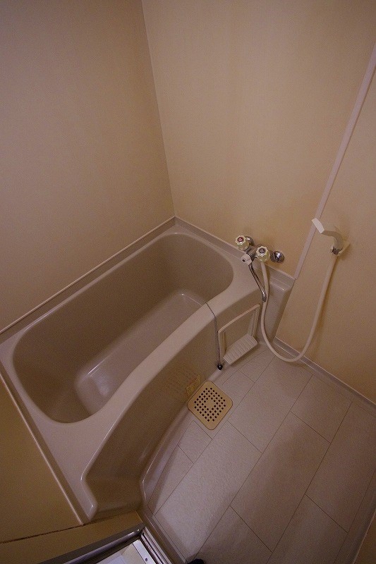 アルテハイム小倉Ⅰ   風呂画像