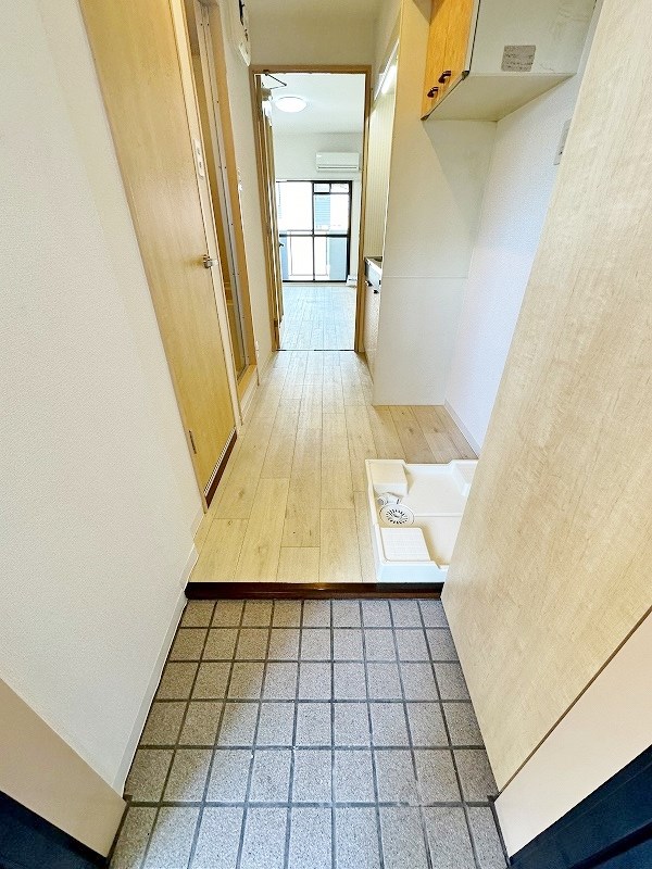 リファレンス片野 玄関