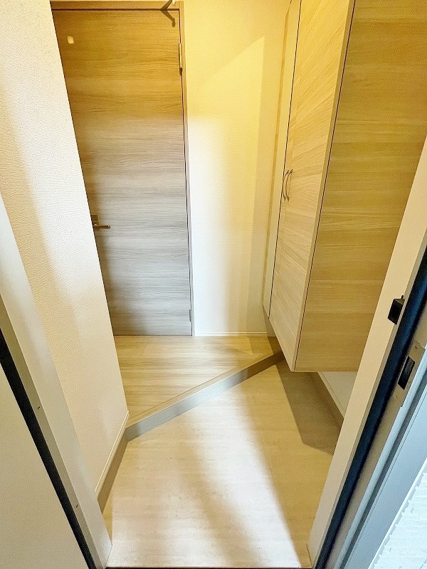 D-ROOM下富野 玄関