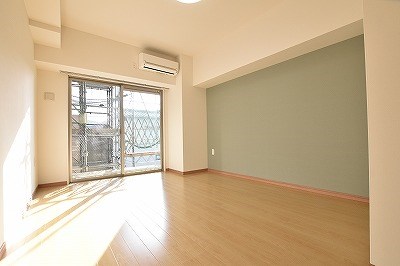 ラグーナ田原新町 リビング