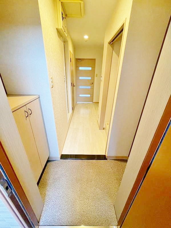 ウイングス片野Ⅱ 玄関