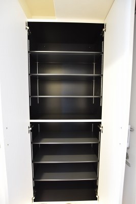 キャトルセゾン中井 玄関