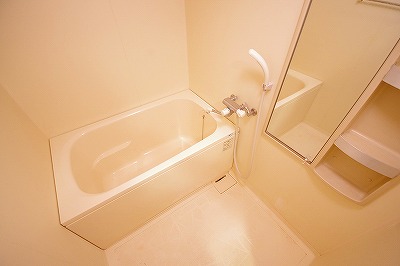 オールセインツ  風呂画像