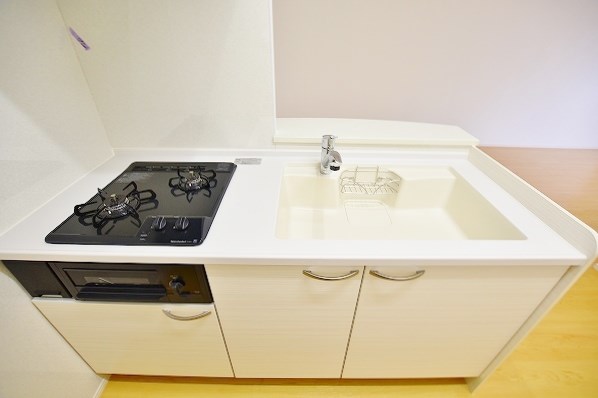 グランシャリオ三萩野 キッチン