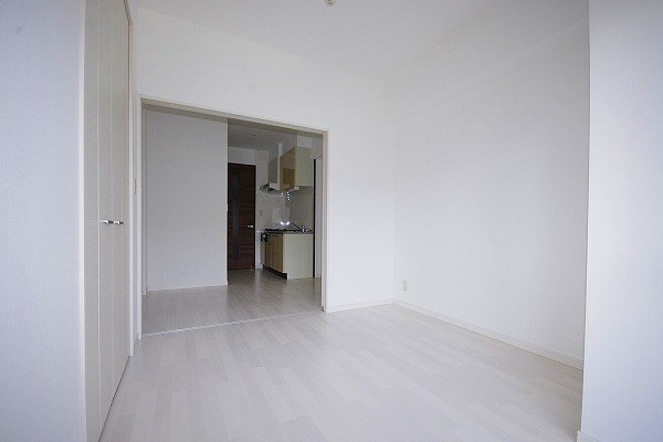 THE　SQUARE・Suite　Residence（ザ・スクエアスイートレジデンス） リビング