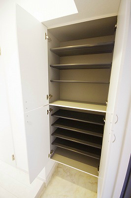 ＭＤＩシエルコンティーレ曽根北町 玄関