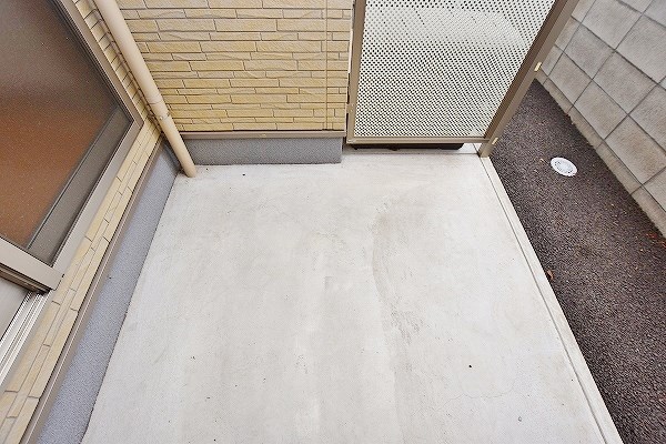 ナーセリーM ベランダ