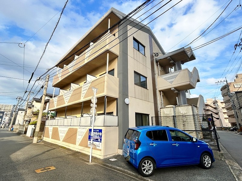 パークハイツ片野 301号室 外観