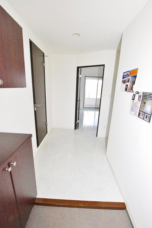 ＡＮＥＳＹＳ（アネシス） 玄関